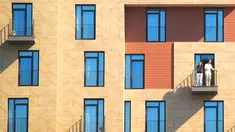 Yener Torun saat mengabadikan sebuah bangunan yang unik di Instabul, Turki. Perpaduan teknik Fotografi digabung dengan ilmu arsitektur maka hasilnya adalah gambar - gambar yang indah seperti ini.  (Dailymail.co.uk)