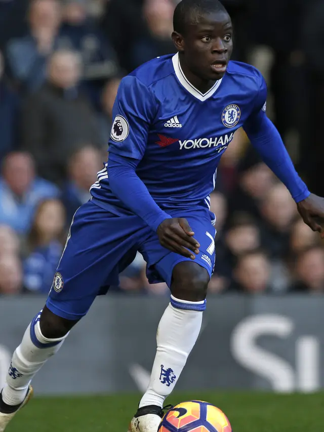 10 Bintang Sepak Bola yang Dicintai oleh Fans Rival