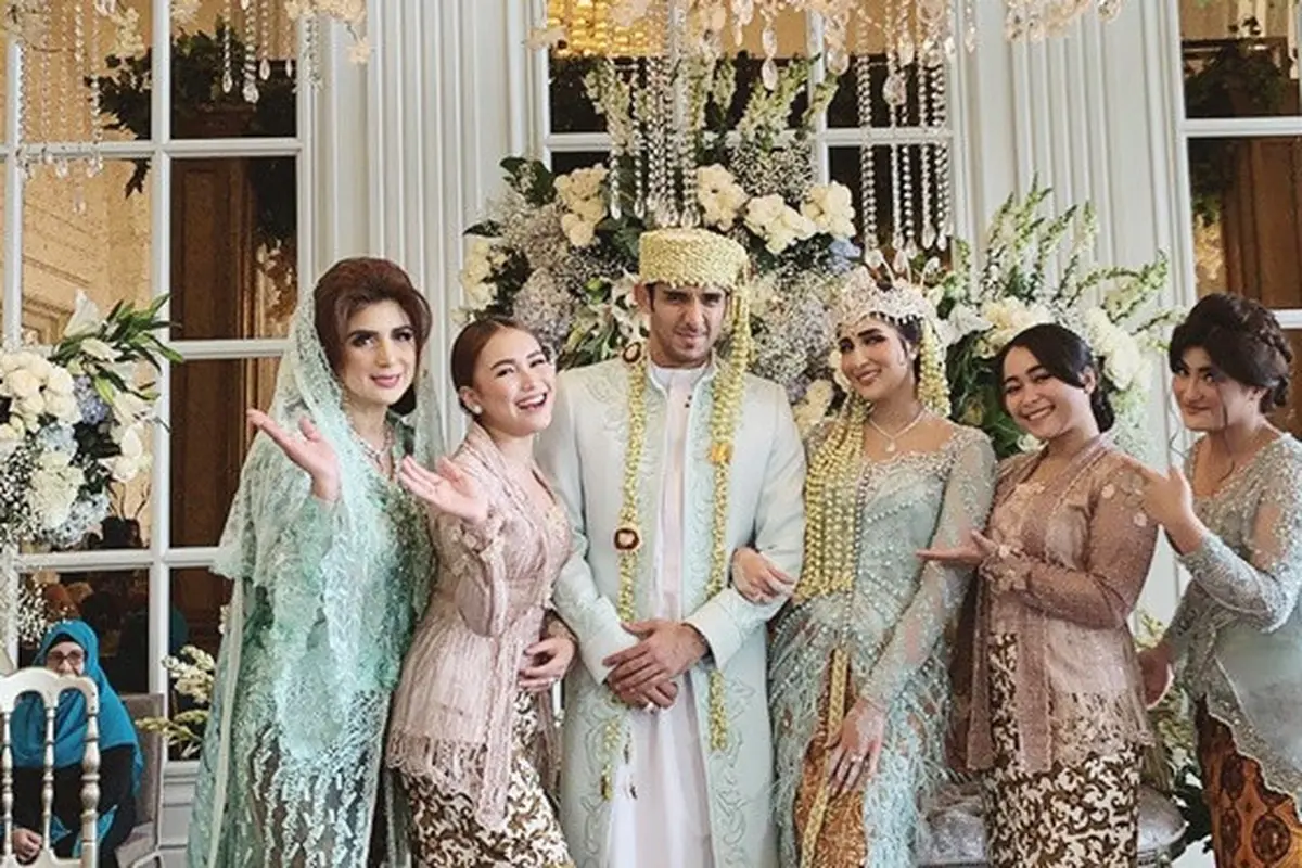 6 Momen Akad Nikah Tania Nadira dan Abdulla Alwi