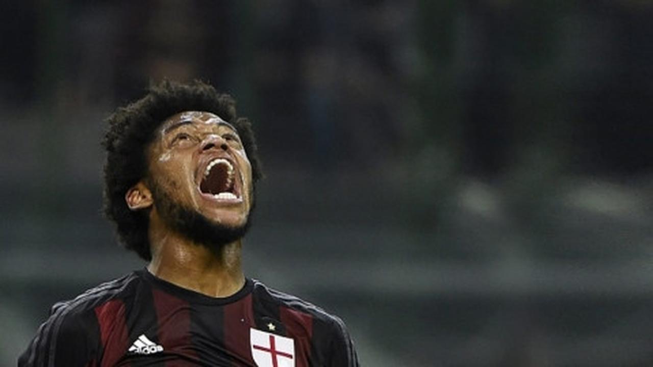 Adriano nyaman dengan sistem baru Milan