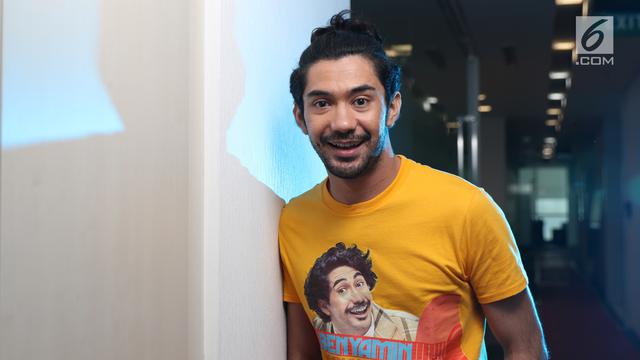 Pemain film Benyamin: Biang Kerok Reza Rahadian