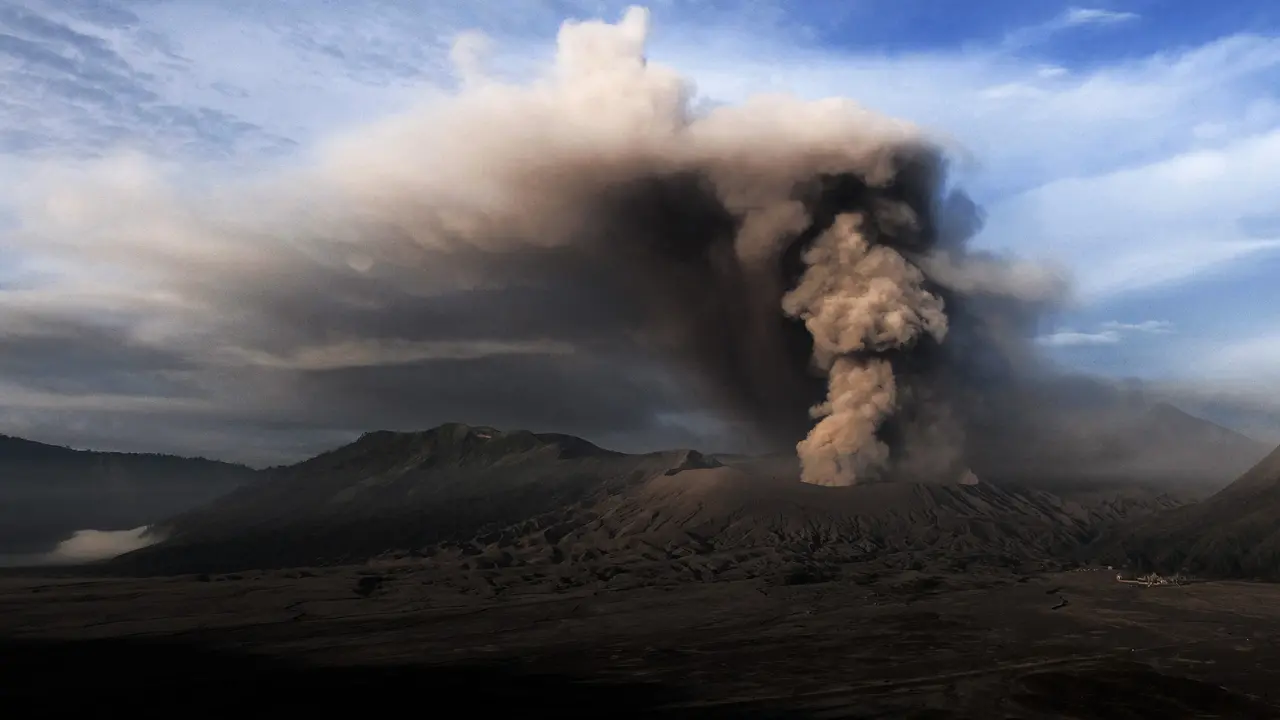 20160713-Masih Waspada, Turis Gunung Bromo Dilarang Dekati Kawah-Probolinggo