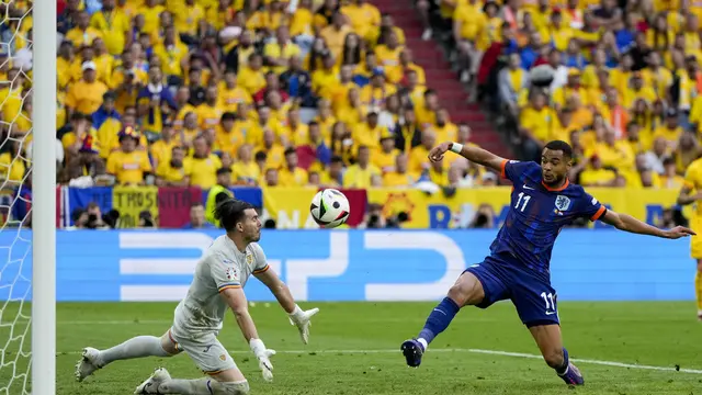 Rumania Vs Belanda