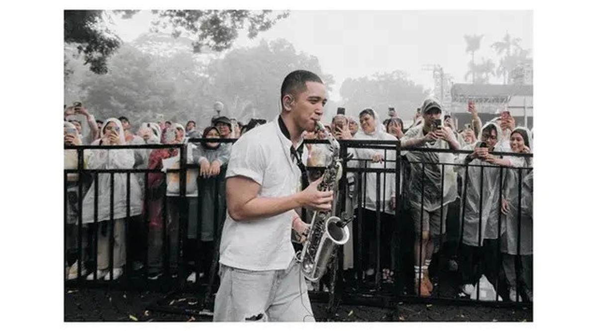 6 Potret Rafi Sudirman Pemeran Borne di Film Rangga &amp; Cinta, Penyanyi Muda Berbakat