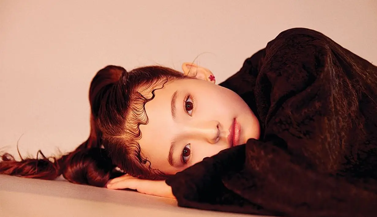 Ella merupakan gadis blasteran Amerika-Korea, tidak heran ia memiliki paras yang sangat cantik. (sumber: Liputan6.com/IG/@ellagross)