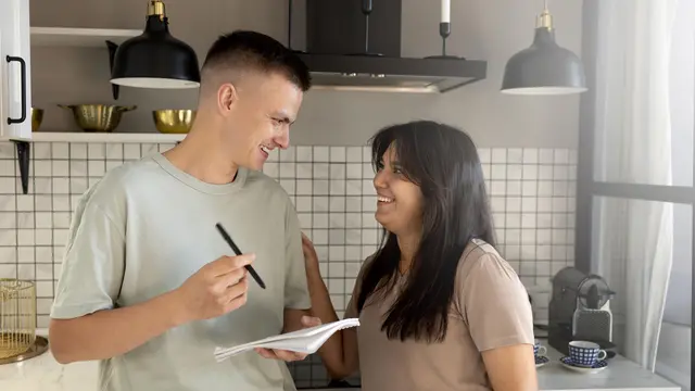 Fase menyusui adalah bentuk kerja sama suami dan istri yang saling mendukung