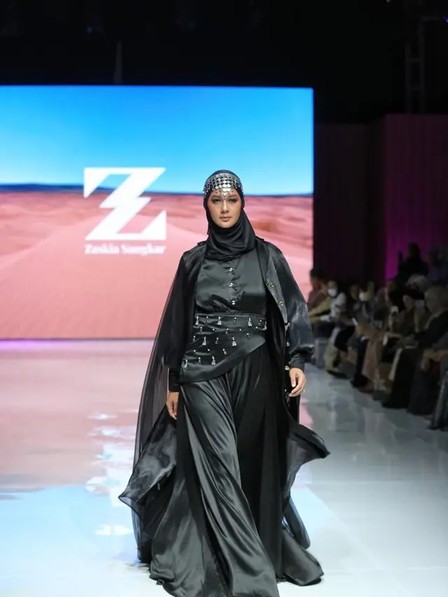 Sambut Ramadan, Zaskia Sungkar-Shireen Sungkar Rilis Koleksi Busana Muslim Bernuansa Tradisional