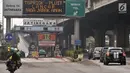 Kendaraan memasuki gerbang Tol Rawamangun, Jakarta, Minggu (29/7). Penutupan diterapkan di sejumlah pintu tol dekat dengan venue Asian Games 2018 antara pukul 06.00 hingga 17.00 WIB dan pukul 12.00 hingga 21.00 WIB. (Merdeka.com/Iqbal S. Nugroho)