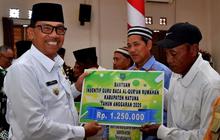 Fakta Unik: 416 Guru Ngaji Natuna Terima Bantuan Rp1,25 Juta, Mengapa Ini Penting bagi Pendidikan?
