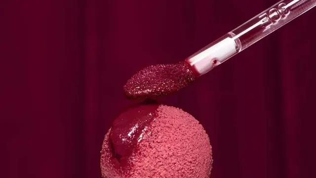 Tren Blurred Lips Makin Diminati, 3CE Hadirkan Lip Velvet untuk Tampilan Smooth Seharian