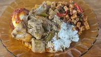 Diet Bukan Berarti Harus Tinggalkan Lontong Sayur dan Nasi Uduk