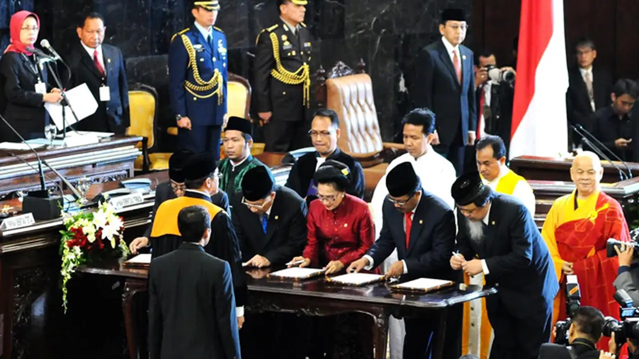 Pelantikan anggota DPR, MPR dan DPD