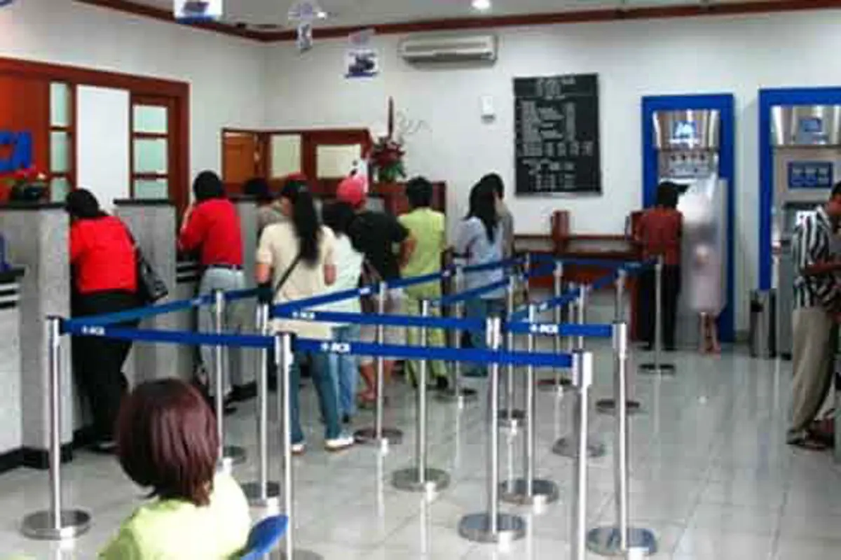 Jam operasional BCA
