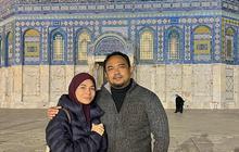 Potret Meisya Siregar dan Bebi Romeo saat Berkunjung ke Masjid Al Aqsa, Berderai Air Mata saat Panjatkan Doa di Malam Nisfu Syaban