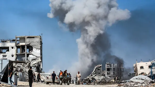 Israel Kembali Hantam Gaza, 30 Orang Tewas