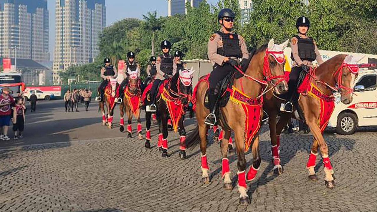 FOTO: Pasukan Berkuda Polri Dikerahkan Kawal Perayaan HUT RI ke-80 di Jakarta