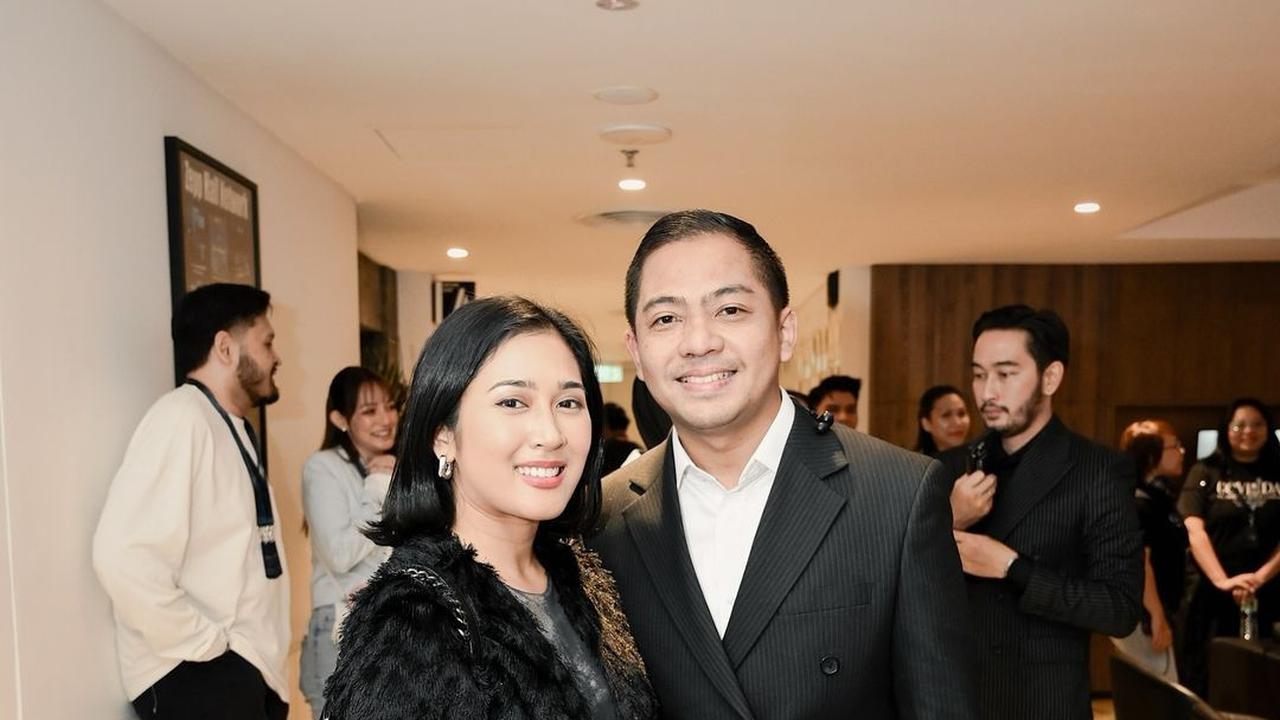 Girang Banget, Ini Momen Ade Govinda Umumkan Kehamilan Pertama sang Istri