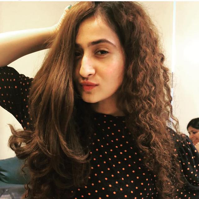 6 Potret Ruchikaa Kapoor, Wanita yang Dikabarkan Kekasih Shaheer Sheikh