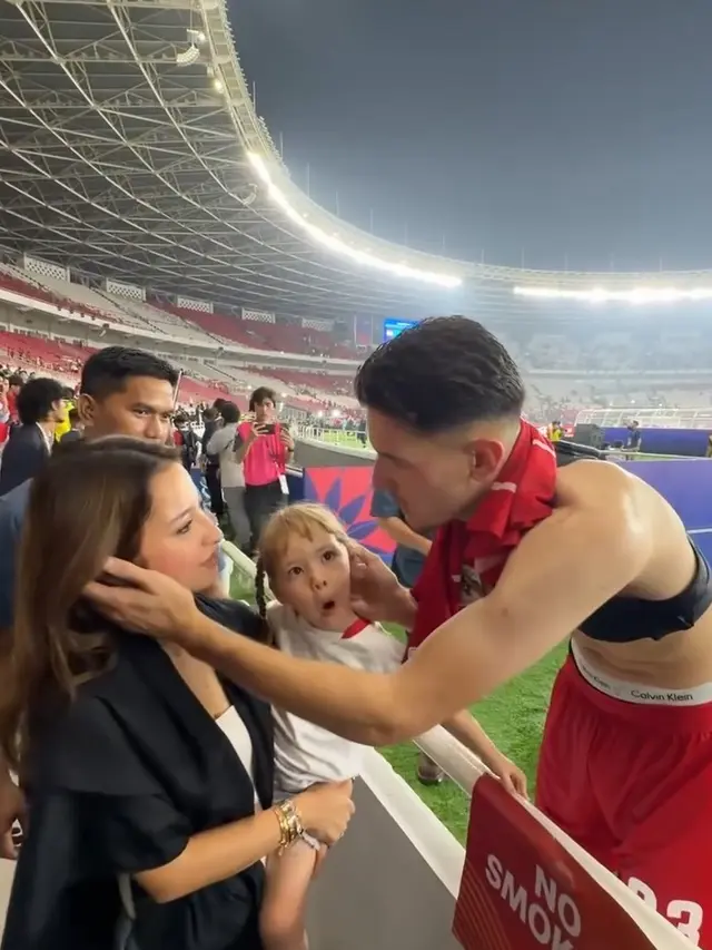 Jennifer, Kamari, dan Justin Hubner setelah pertandingan (credit: instagram.com/jenniferhubner)