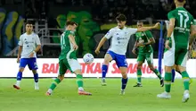 Laga Persebaya Surabaya Vs PSIM Yogyakarta di Stadion GBT, Surabaya, pada pekan kedua BRI Super League, Minggu (13-9-2026). (Dok. ileague.id)