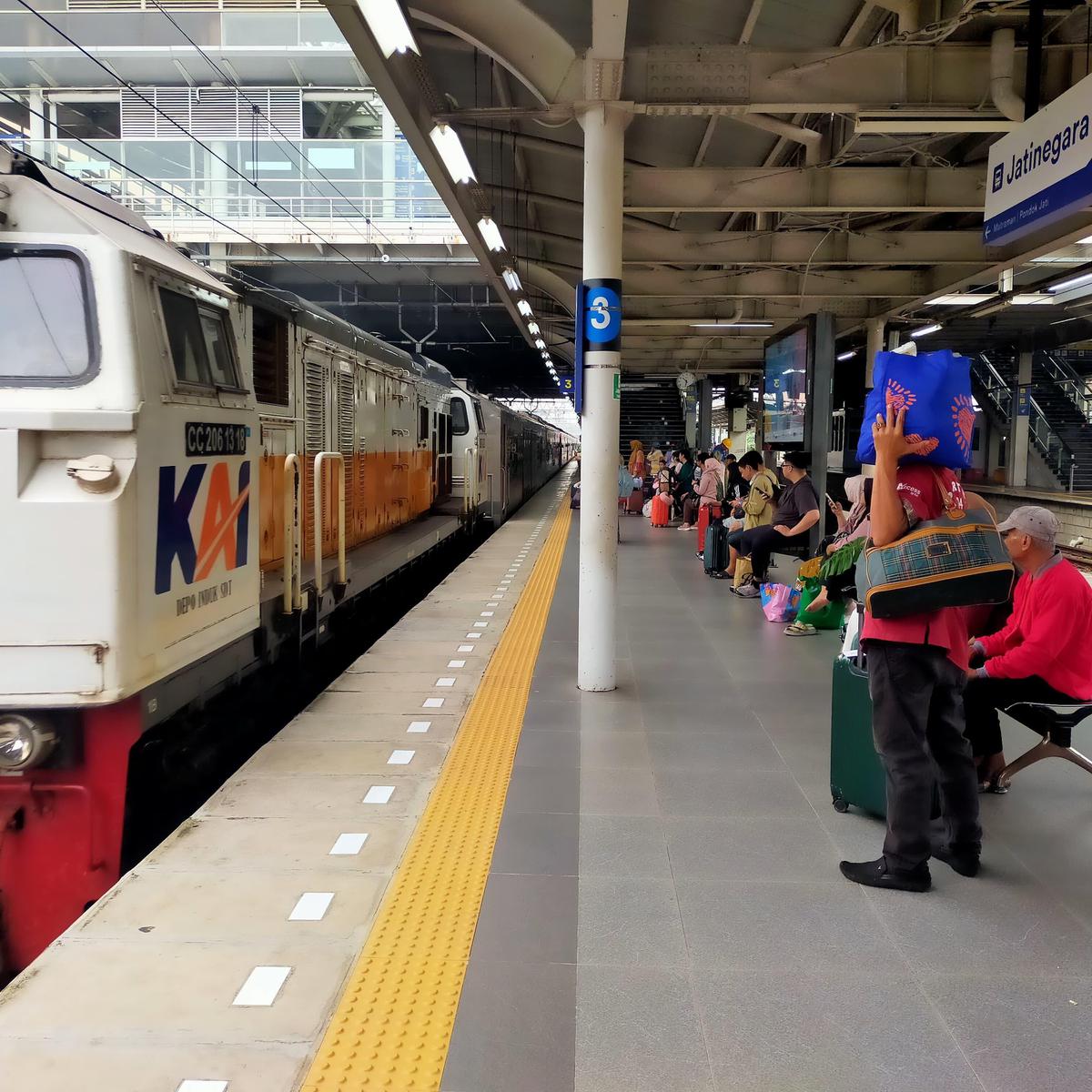 Stasiun Jatinegara