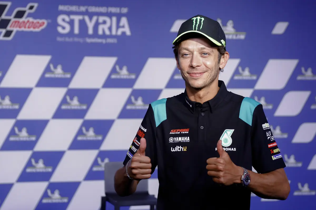 Valentino Rossi Pensiun Usai Gelaran MotoGP 2021