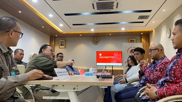 Sesi Diskusi acara Hospidal Visit Eksklusif: Menyaksikan Transformasi Harapan Bagi Pasien Penyakit Bawaan (PJB)