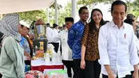 Momen Putri Tanjung saat menemani Jokowi kunjungan kerja ke Subang. (dok. Instagran @putri_tanjung/https://www.instagram.com/p/B5gtXZwHF4-/Putu Elmira)