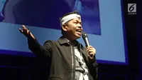 Calon wakil gubernur Jawa Barat Dedi Mulyadi berbagi kisah inspiratif dalam acara Inspirato di SCTV Tower, Jakarta, Selasa (20/3). (Liputan6.com/Herman Zakharia)