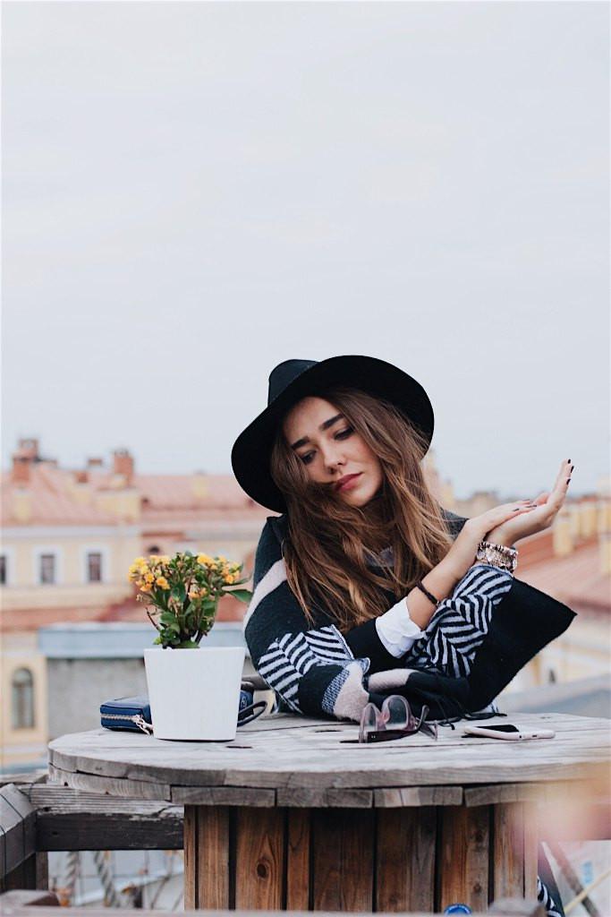 Alasan Cowok Sering Tiba Tiba Cuek Bikin Pacarnya Khawatir Lifestyle Fimela Com