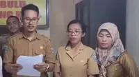 Guru di Sorong Didenda Adat Rp100 Juta Gara-Gara Sebarkan Video Siswa Sedang Gambar Alis
