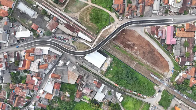 Rampung, Jalan Layang dan Jembatan Penyeberangan Orang Siap Beroperasi