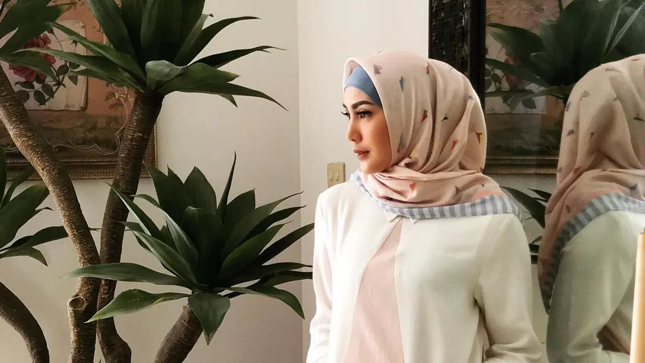 [Bintang] Fenita Arie