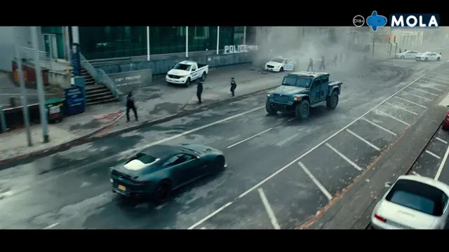 Cuplikan aksi laga di film Infinite.