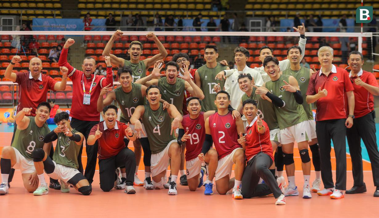 Timnas Voli Putra Indonesia merupakan juara SEA Games 2019, 2021, dan 2023. Yang menarik, Rivan Nurmulki merupakan pemain yang sudah bermain sejak 2019. (Bola.com/Bagaskara Lazuardi)