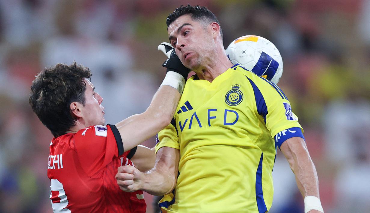 Dari Liga Champions Asia Elite 2024-2025, CR7 gagal membawa Al-Nassr ke partai final usai dibekuk wakil Jepang di semifinal. (Photo AFP)