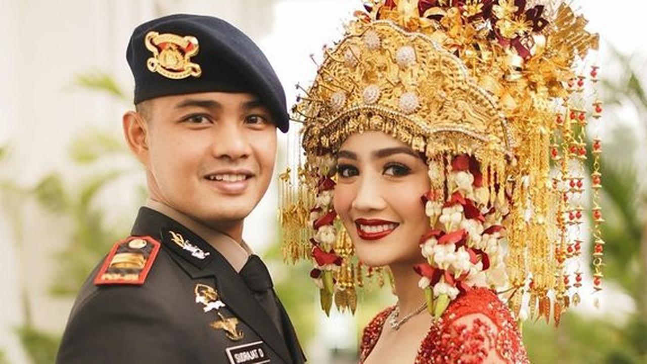 Resepsi Febby Rastanty & Drajad Djumantara Pakai Adat Palembang dengan 28 Bridesmaid, Ada Jessica Mila, Enzy Storia dan Yuki Kato