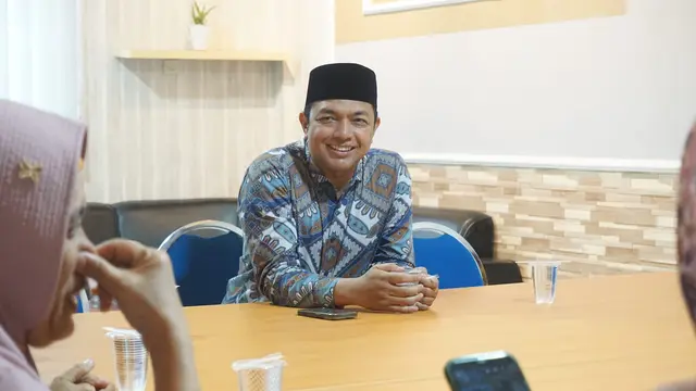 KH Zahrul Azhar Asumta atau Gus Hans dipastikan mendampingi Tri Rismaharini di Pilgub Jatim 2024.