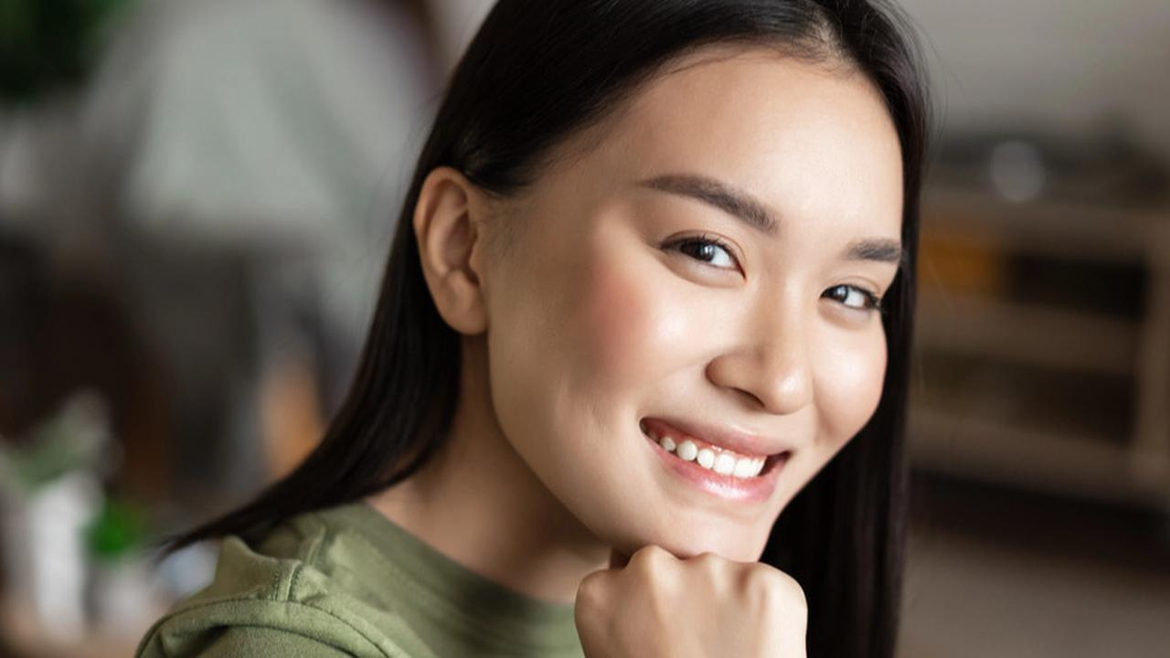Klinik Kecantikan ERHA Ultimate Tawarkan Treatment Wajah Kilat yang Bisa Bikin Kulit Cerah Lho!