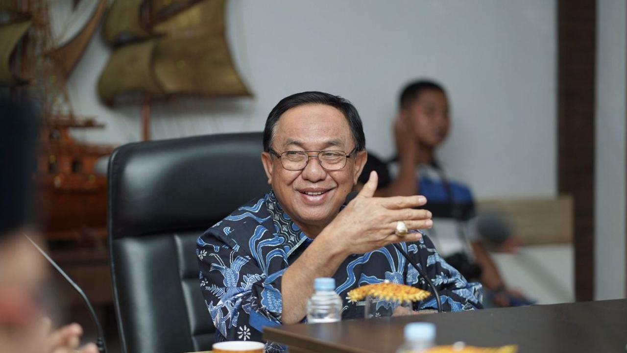Sementara itu, Bupati Indragiri Hilir Muhammad Wardan mengingatkan kepada warganya untuk selalu waspada terhadap bahaya penularan penyakit rabies.