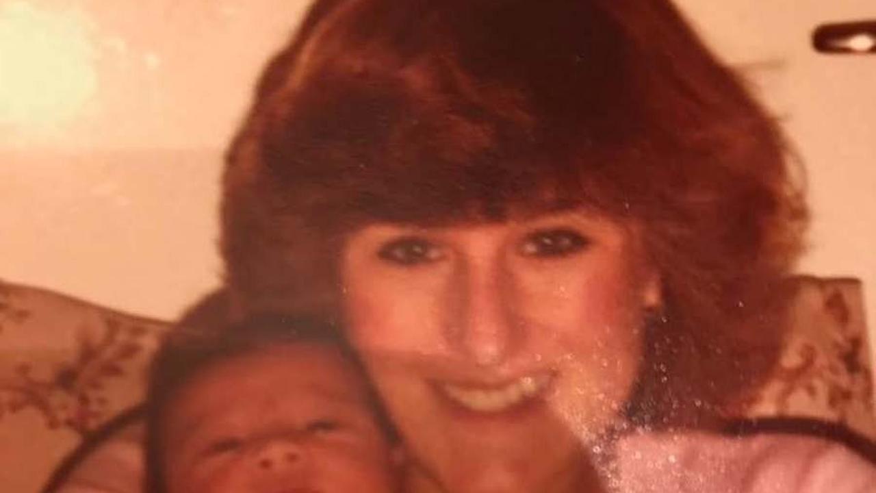 Potret Transformasi Wulan Guritno dan Sang Mama yang Asli Inggris, Wajahnya Mirip Sama-Sama Cantik