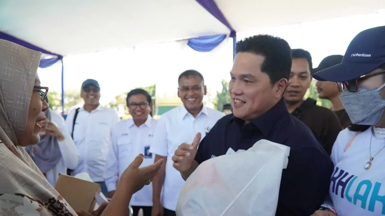 Menteri BUMN, Erick Thohir untuk kesekian kalinya gelar program Pasar Murah buat masyarakat
