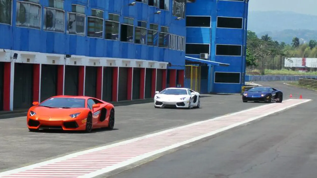 Lamborghini Esperienza