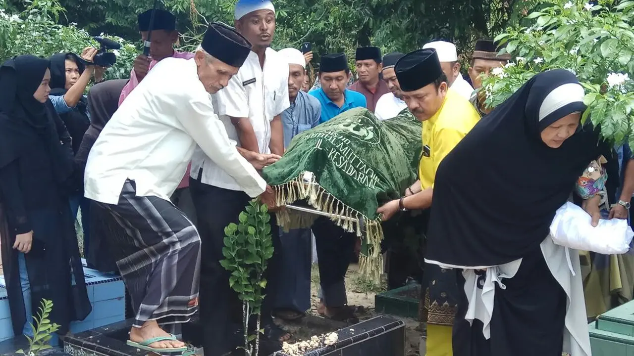 Dokter Ryan Thamrin, presenter Dr Oz Indonesia