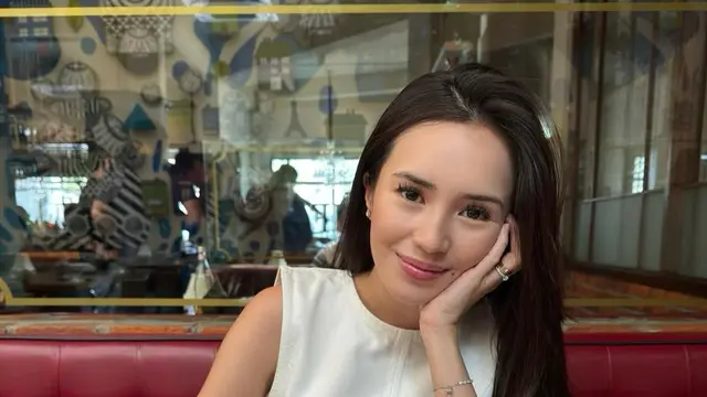 Daftar Artis Indonesia yang Masuk 100 Wanita Tercantik di Dunia Versi TC Candler (credit: instagram/bebytsabina)