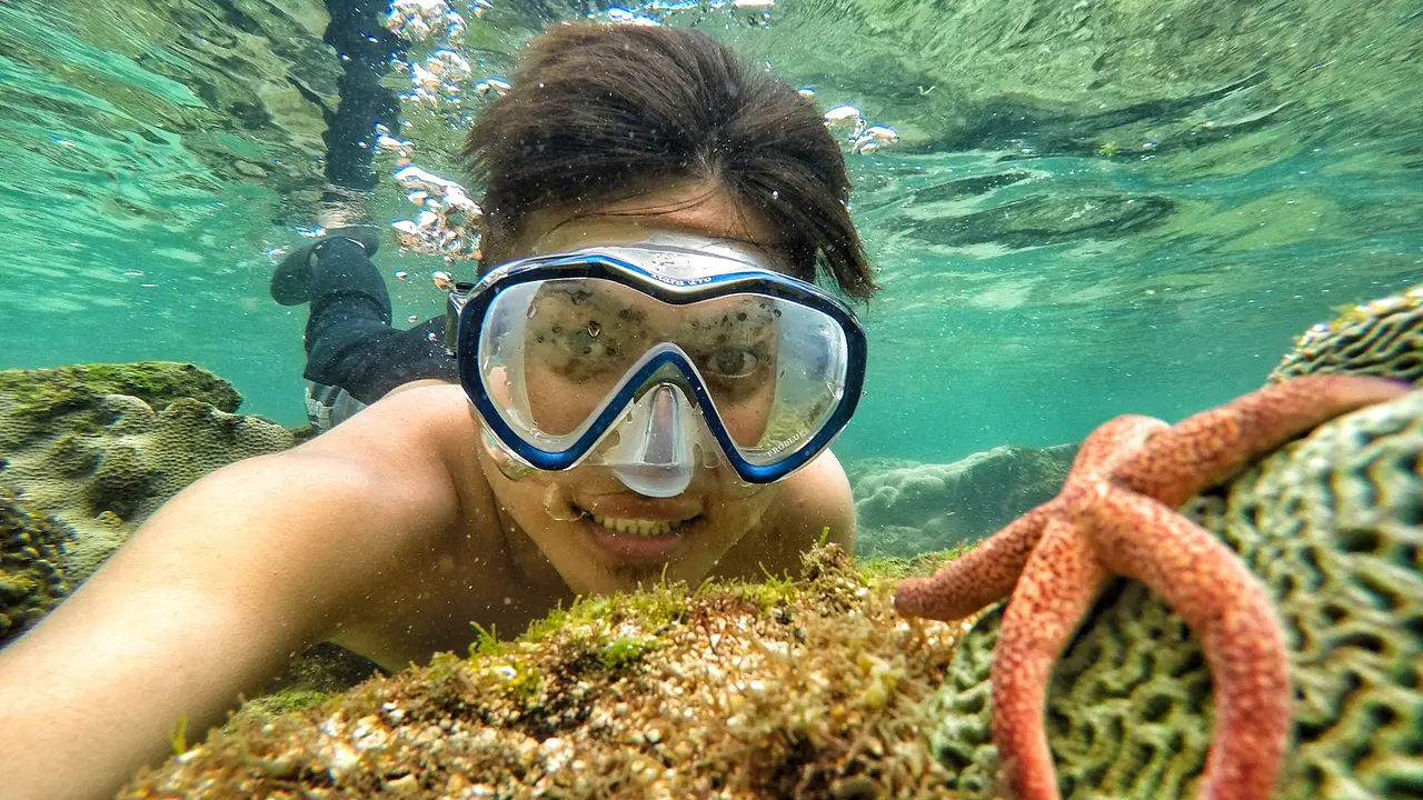 Kisah di Balik “Meledaknya” Pantai Nglambor Gunungkidul