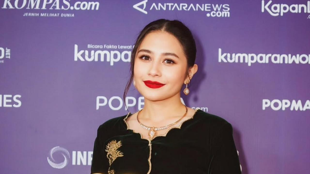 Prilly Latuconsina Akui Kaget Bisa Bawa Pulang Piala Penghargaan Festival Fim Indonesia Lagi