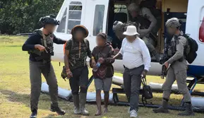 20 Hari Bertahan di Hutan, Korban Penculikan KKB Dievakuasi