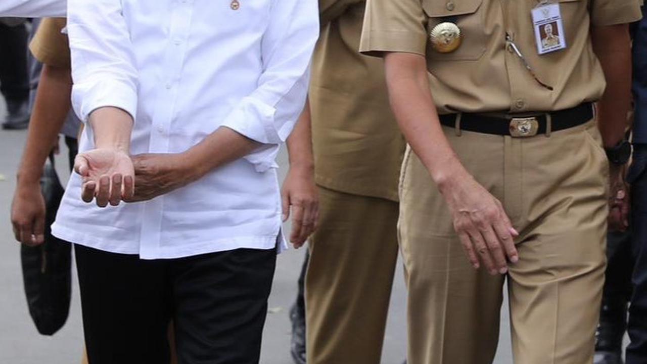 Ganjar Tak Khawatir Kampanye di Jateng Terganggu Kunker Jokowi: Kalau Beliau Niatnya Ngikutin Saya Berarti Sayang
