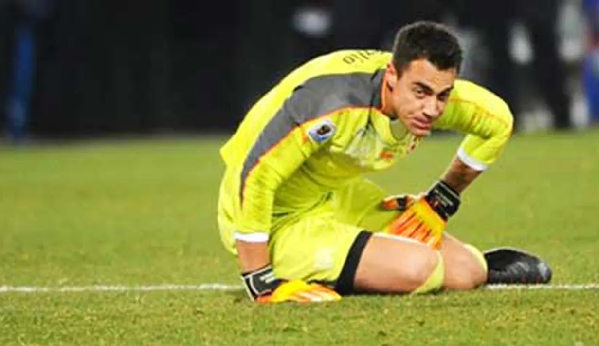 Ekspresi kekecewaan kiper Swiss Diego Benaglio di akhir laga penyisihan Grup H PD 2010 melawan Honduras di Free State Stadium, Bloemfontein, 25 Juni 2010. Skor 0-0. AFP PHOTO / CHRISTOPHE SIMON